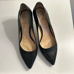 Black leather Vince Camuto heels